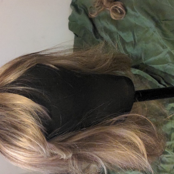 Wiglet - Picture 3 of 4